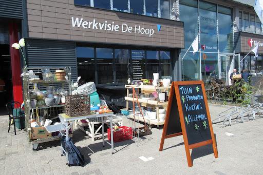 De Hoop Kringloop Leerwerkbedrijf Van Werkvisie In Hendrik Ido Ambacht In De Buurt