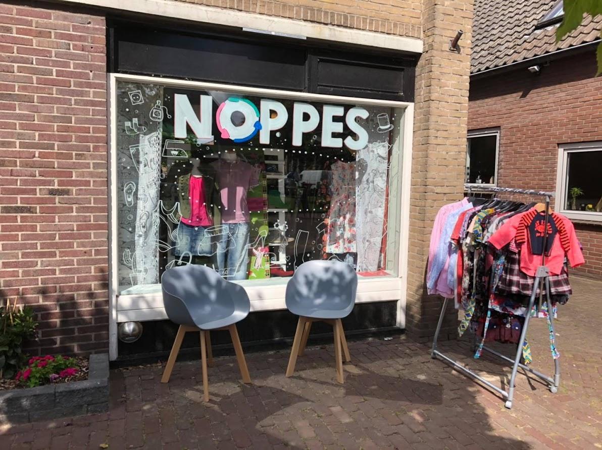 Kringloop Weggeefwinkel Noppes Ruinen Grootste In Ruinen