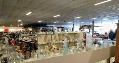 Kringloop Winkel Aan Celsiusweg 6 C Grootste