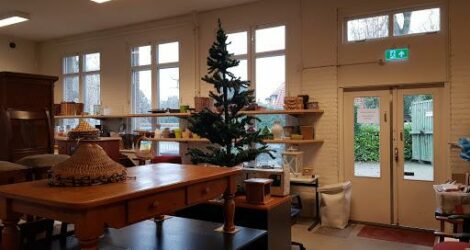 Kringloopwinkel Aan De Vier Uitersten 17 Adres