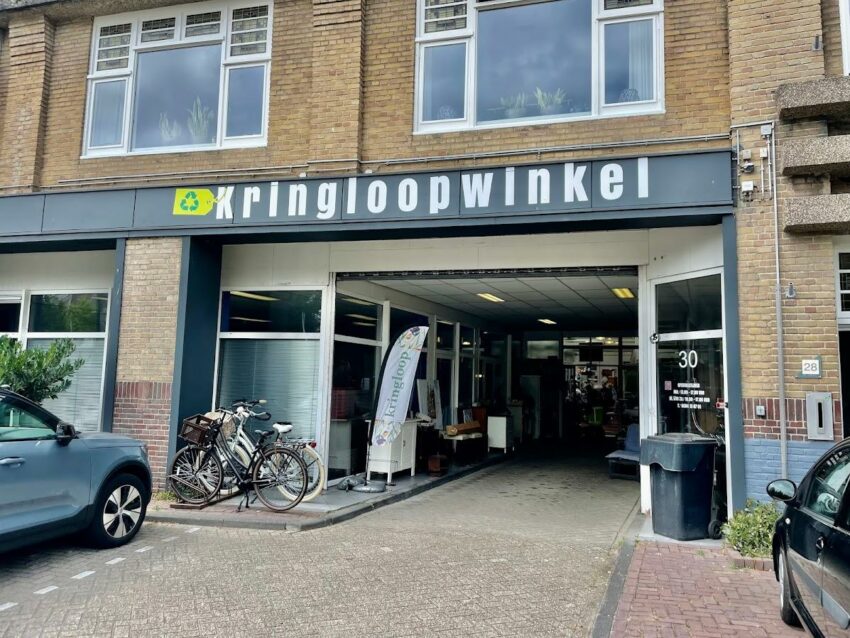 Kringloopwinkel Aan Geversstraat 30 In De Buurt