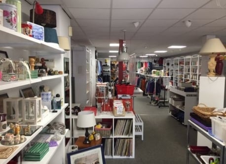 Kringloopwinkel Terre Des Hommes Winkel Apeldoorn Open In Apeldoorn
